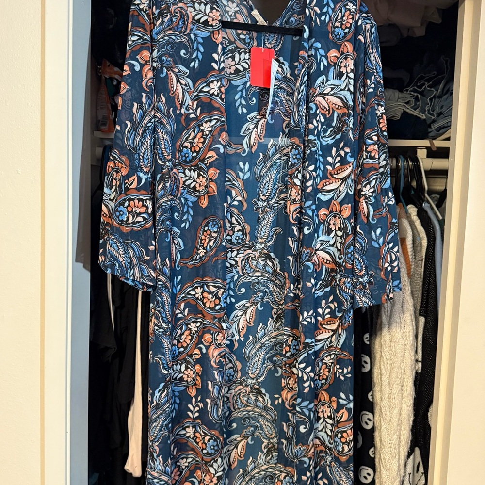 NWT Floral Paisley Kimono Cover